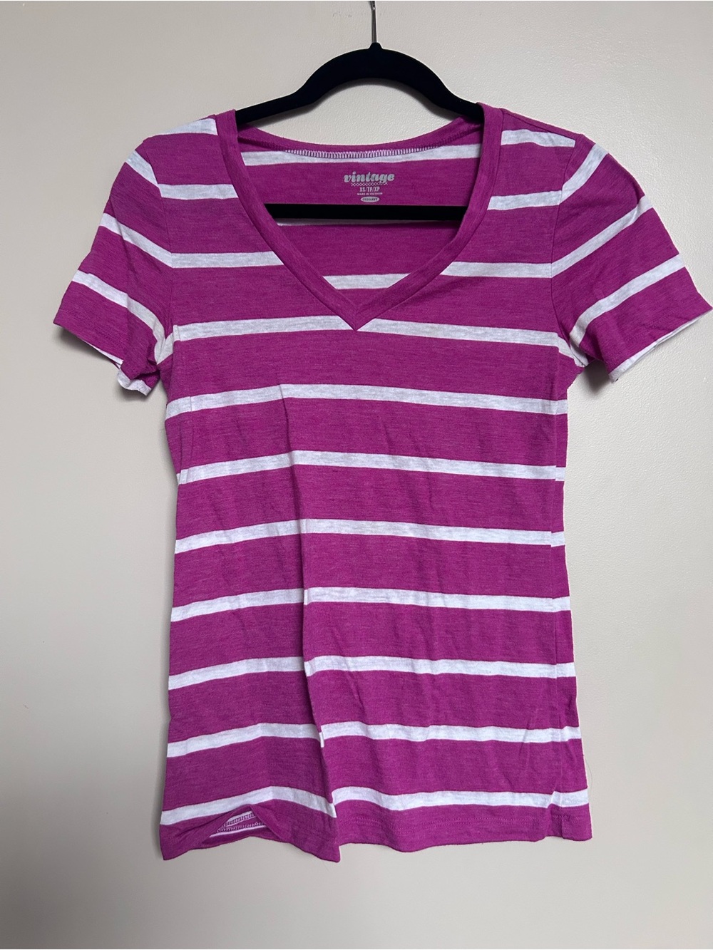 Vintage Brand Fuchsia & White Striped V-Neck Tee